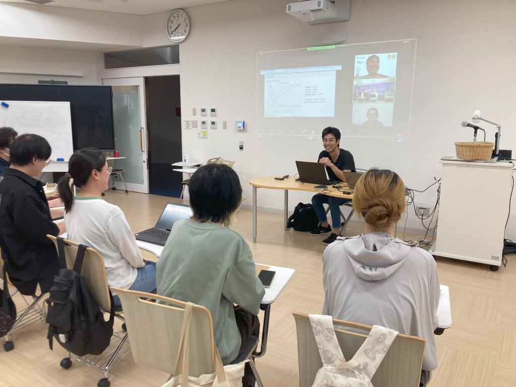 山口県立大学での講義の様子